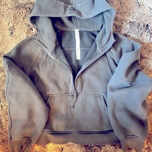 Lululemon Cropped Scuba Half Zip - Black